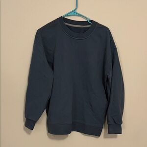Lululemon sweatshirt